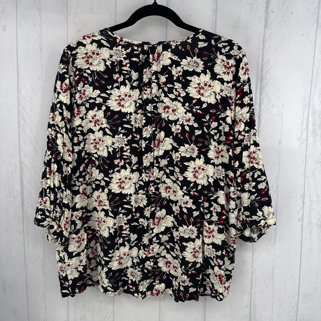 1X flo print v-neck 3/4 slv top