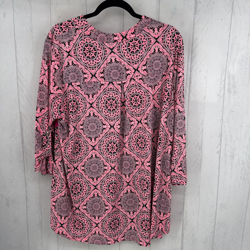 XL medallion print split neck 3/4 slv tunic