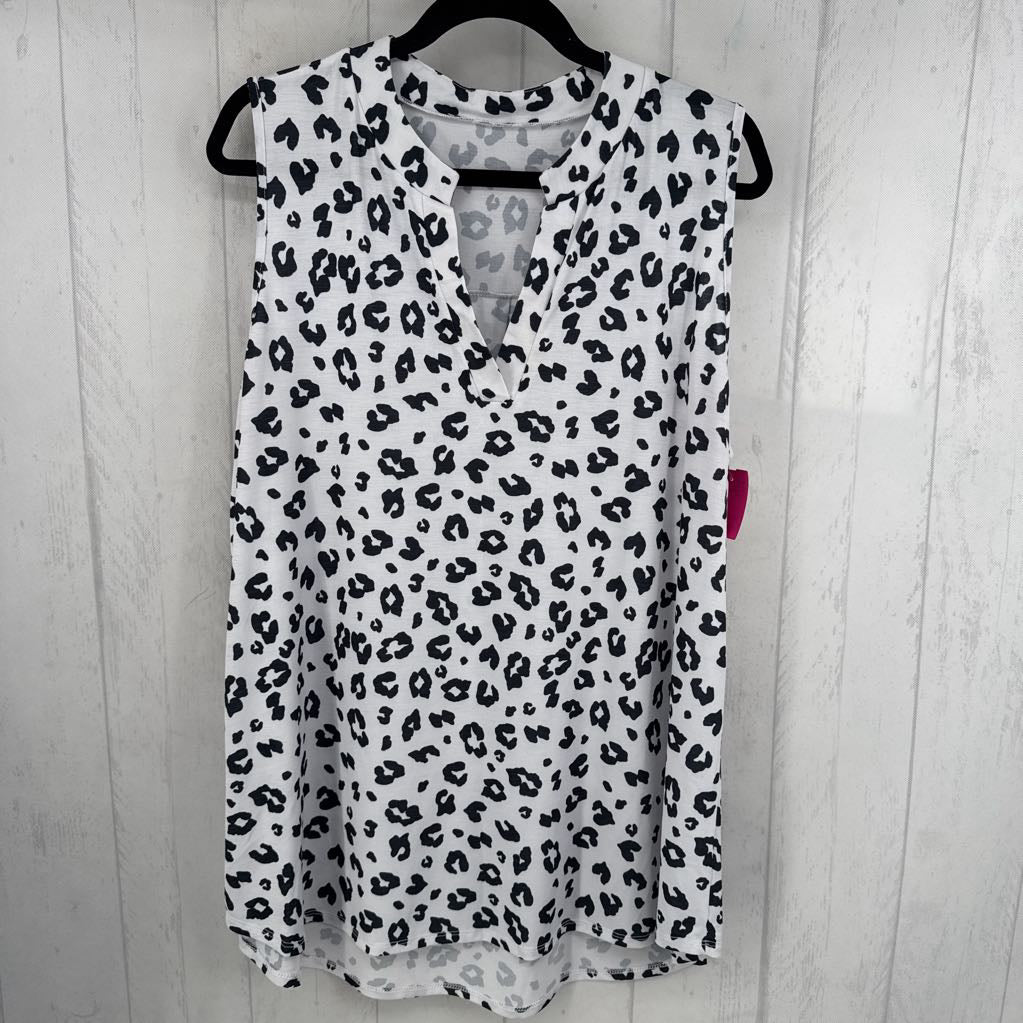2X animal print split neck tank