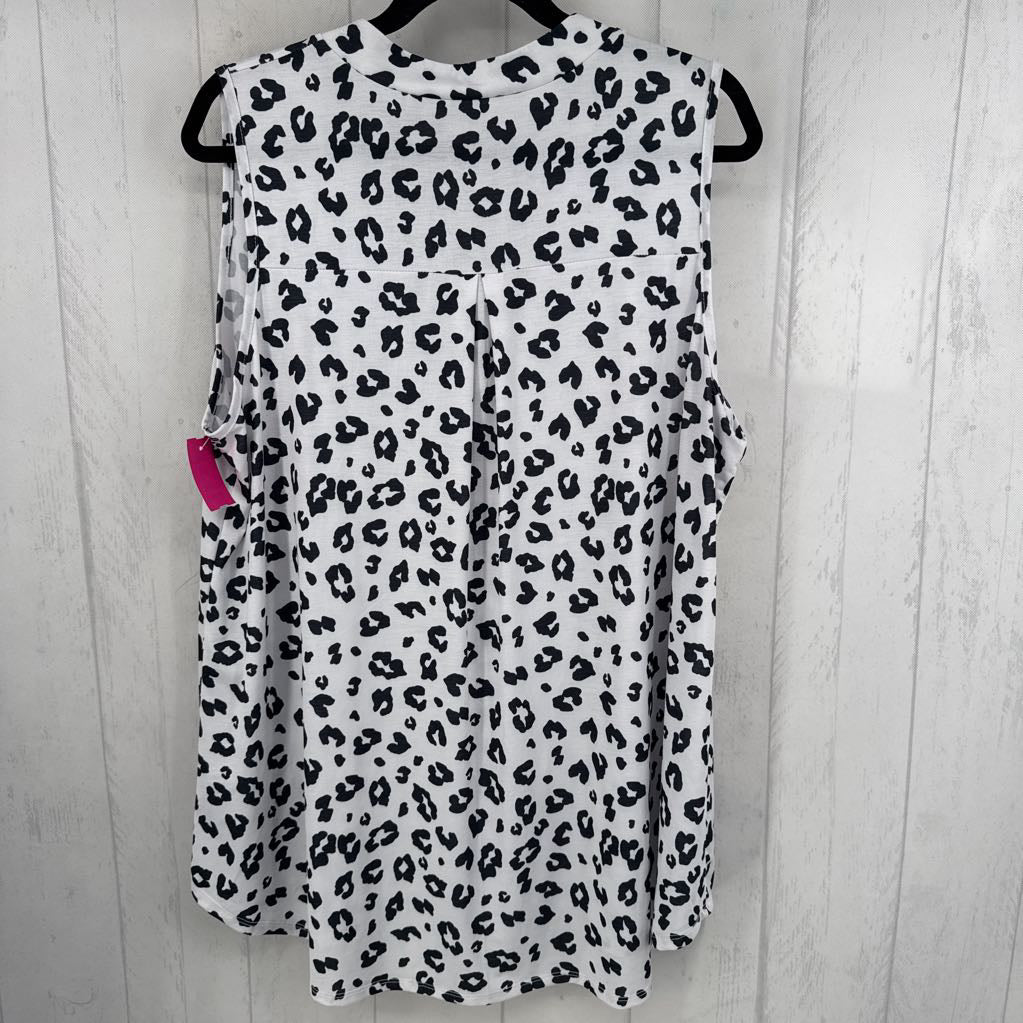 2X animal print split neck tank