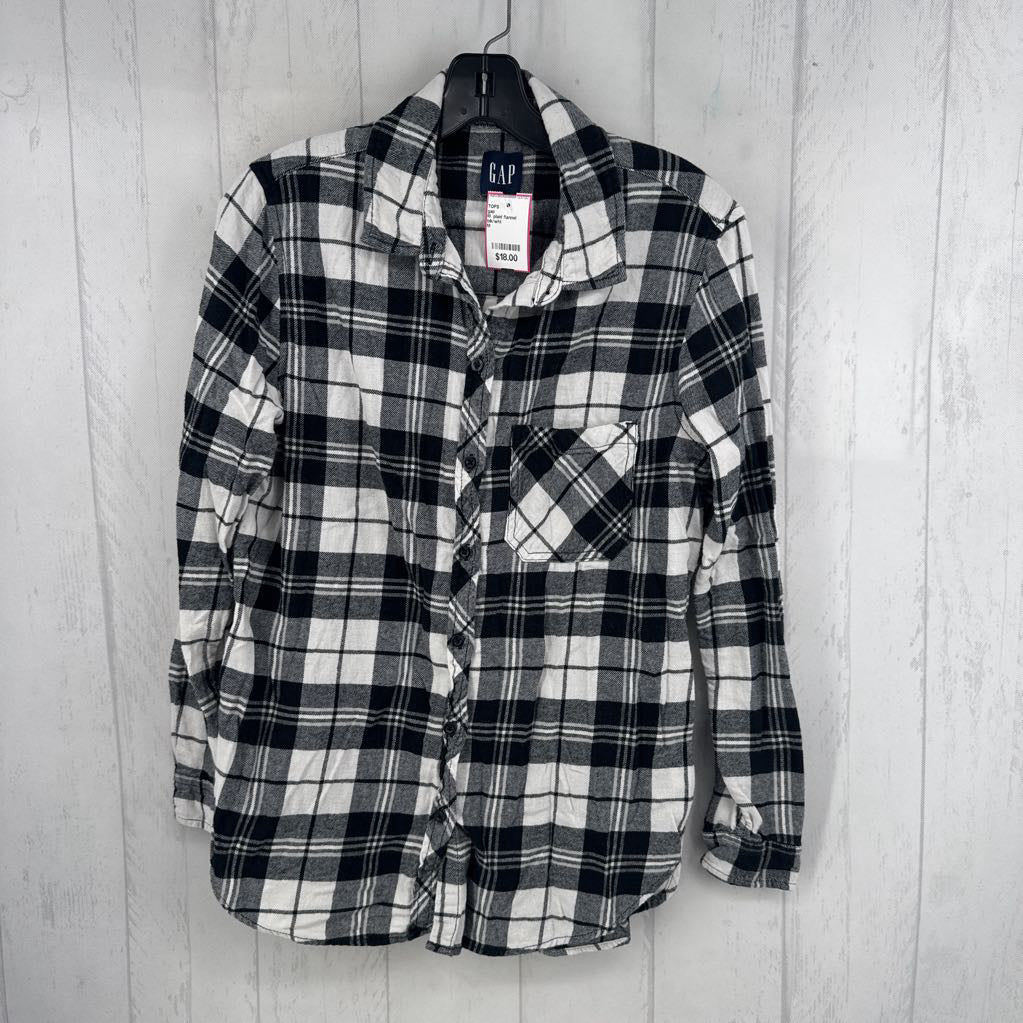 M plaid flannel button down l/s top