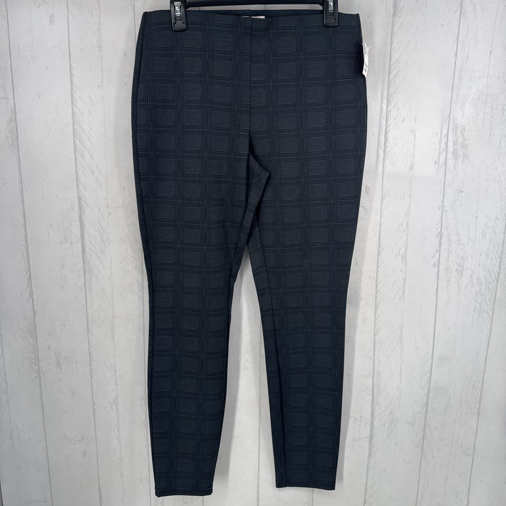 M pull-on plaid pant
