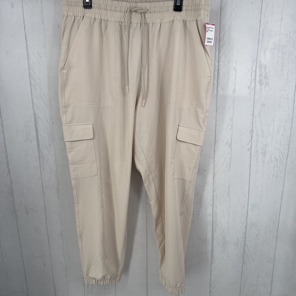 L pull-on joggers