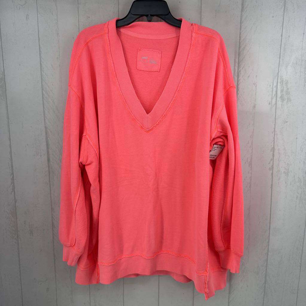 XL v-neck sweatshirt