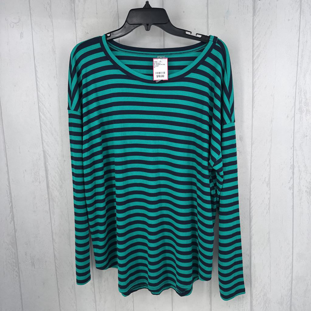 XL striped l/s top