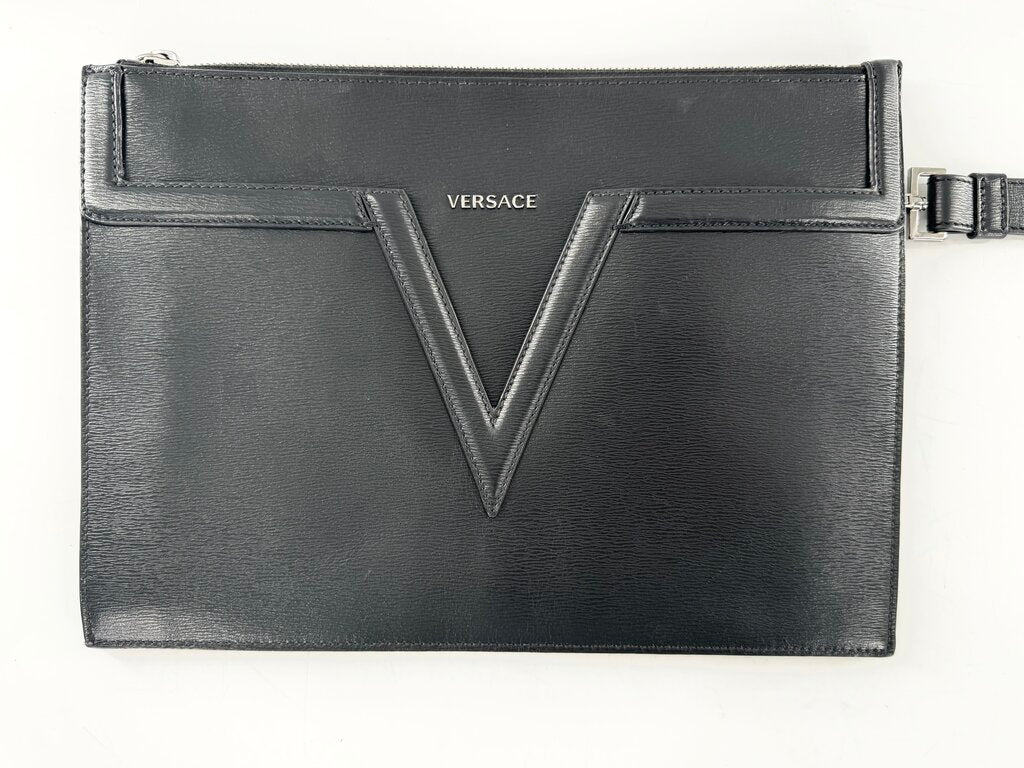 V Pouch clutch
