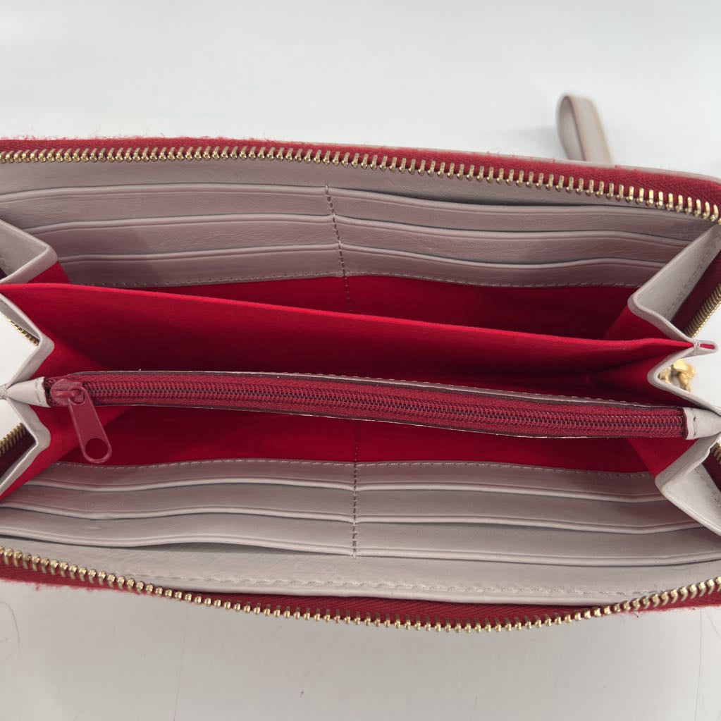 Lg zip around wallet/wristlet