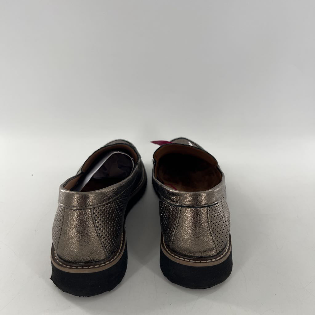 9.5 perforated leather loafer