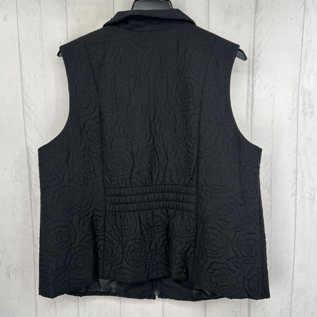 3X quilted zip-up vest