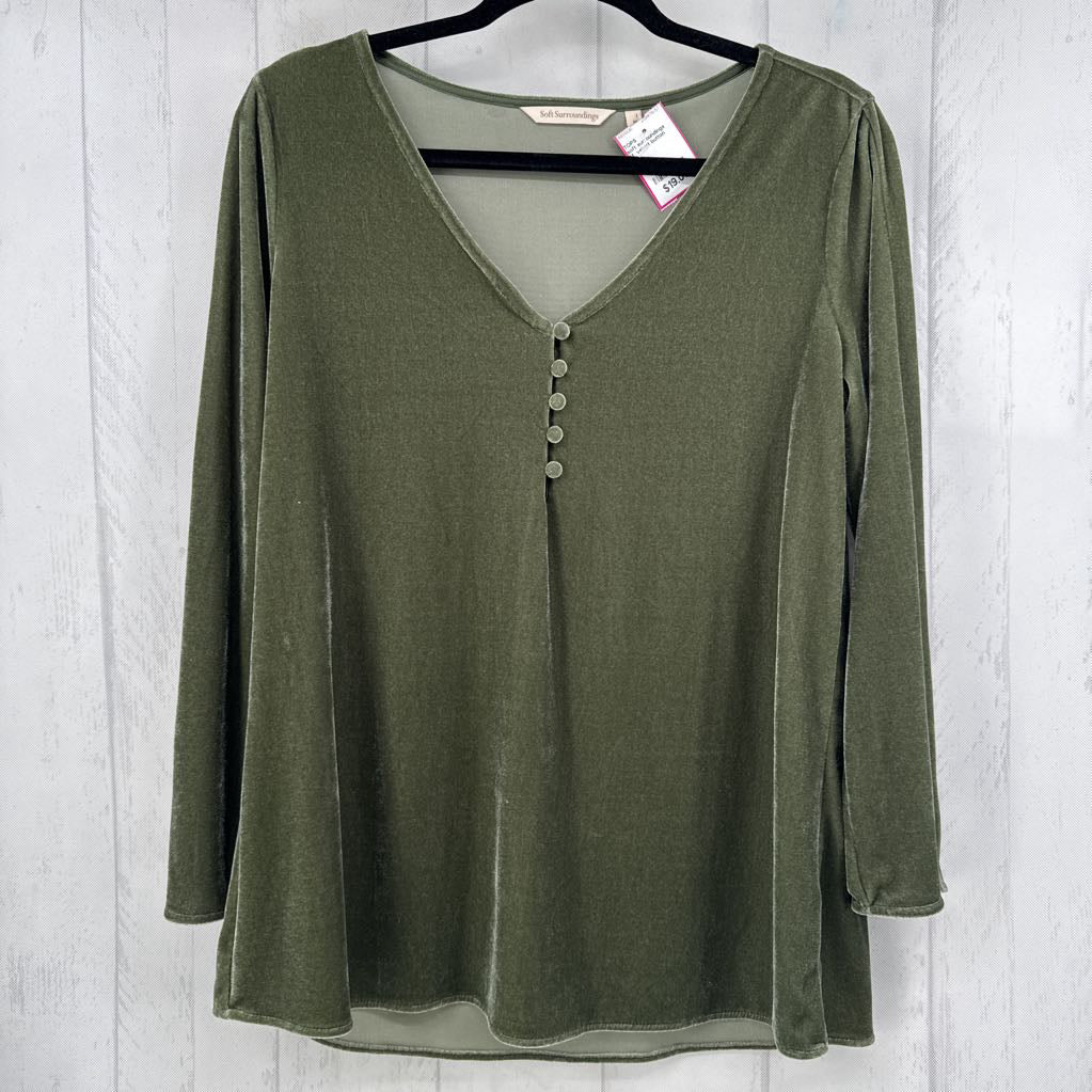 M velvet button front l/s top