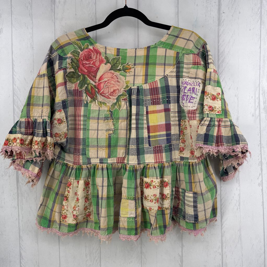 O/S plaid & floral v-neck s/s peplum top