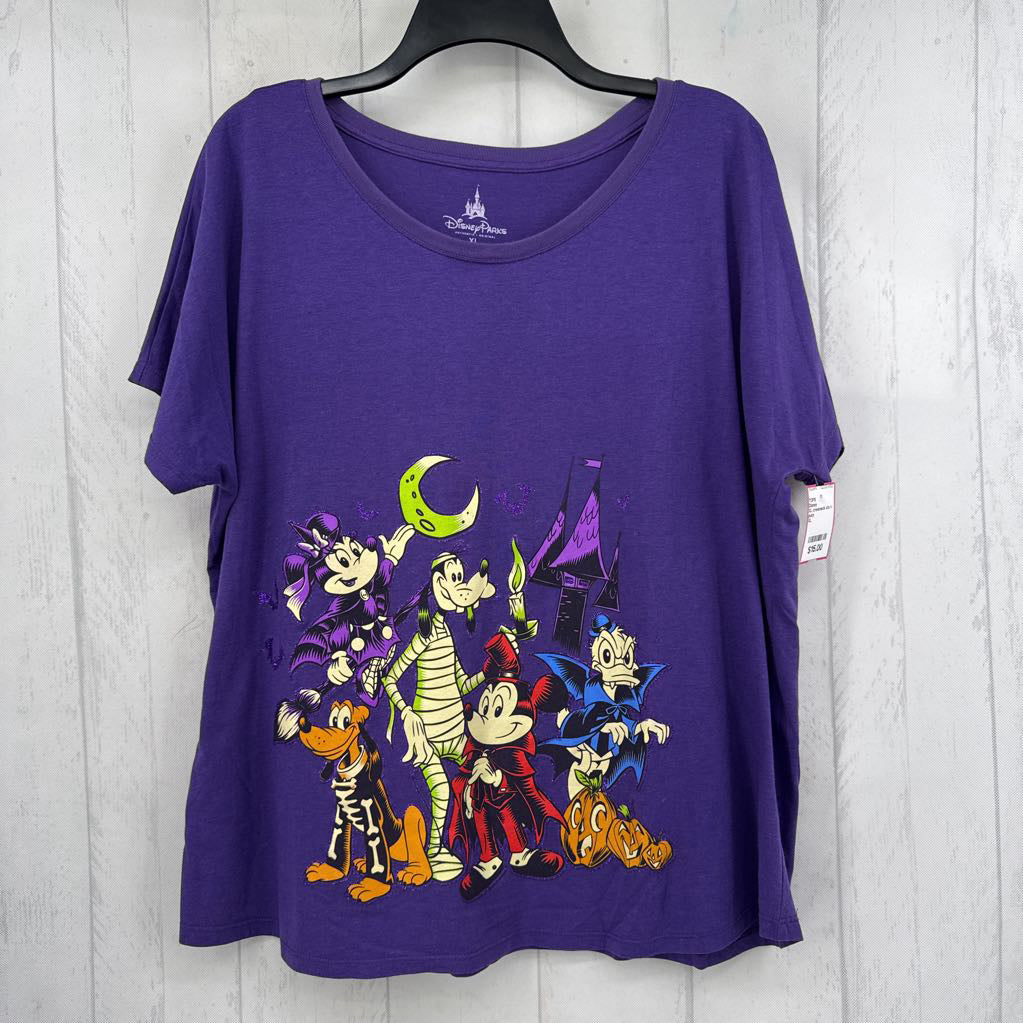 XL crewneck s/s t-shirt-trick or treat
