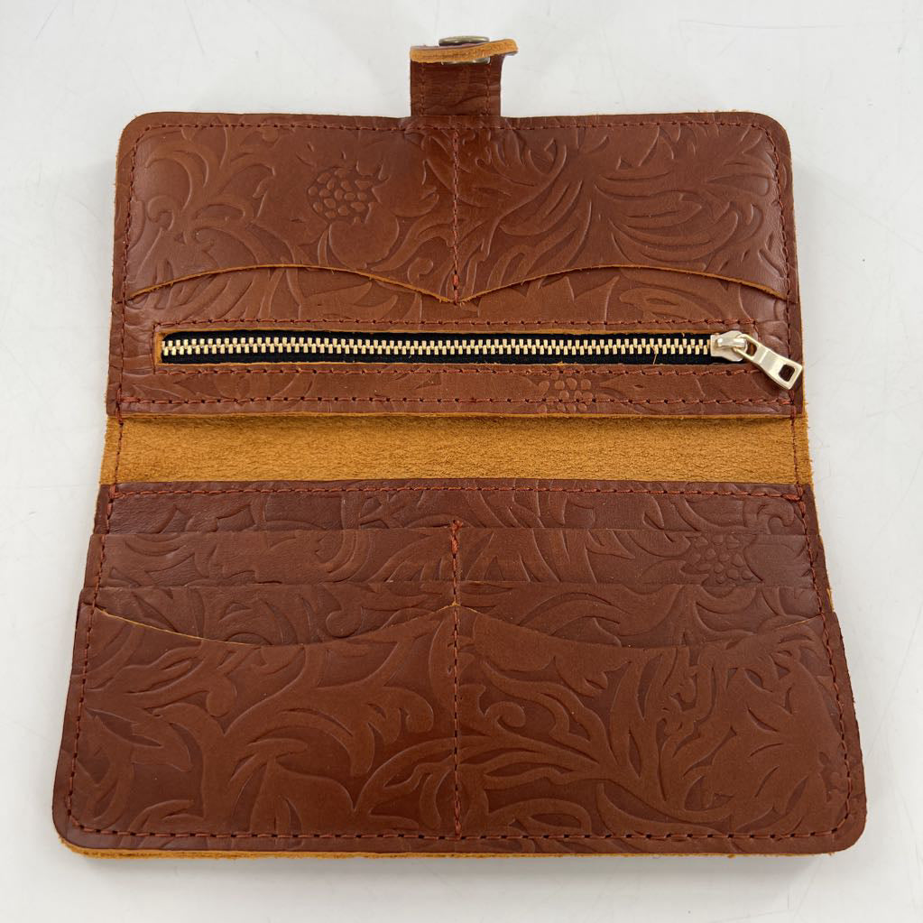 intricate floral & leaf print embossed bi-fold wallet