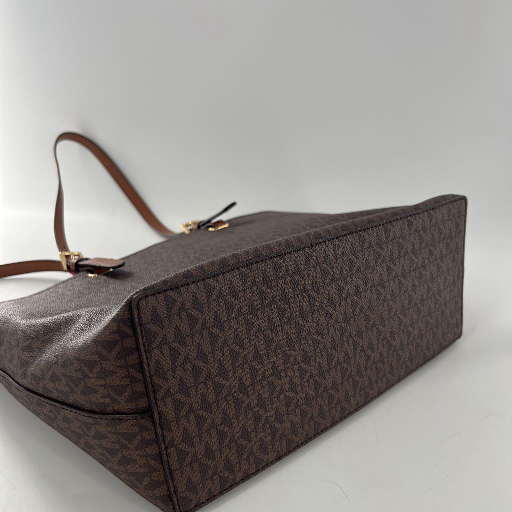monogram top zip tote w/ 2 front pockets
