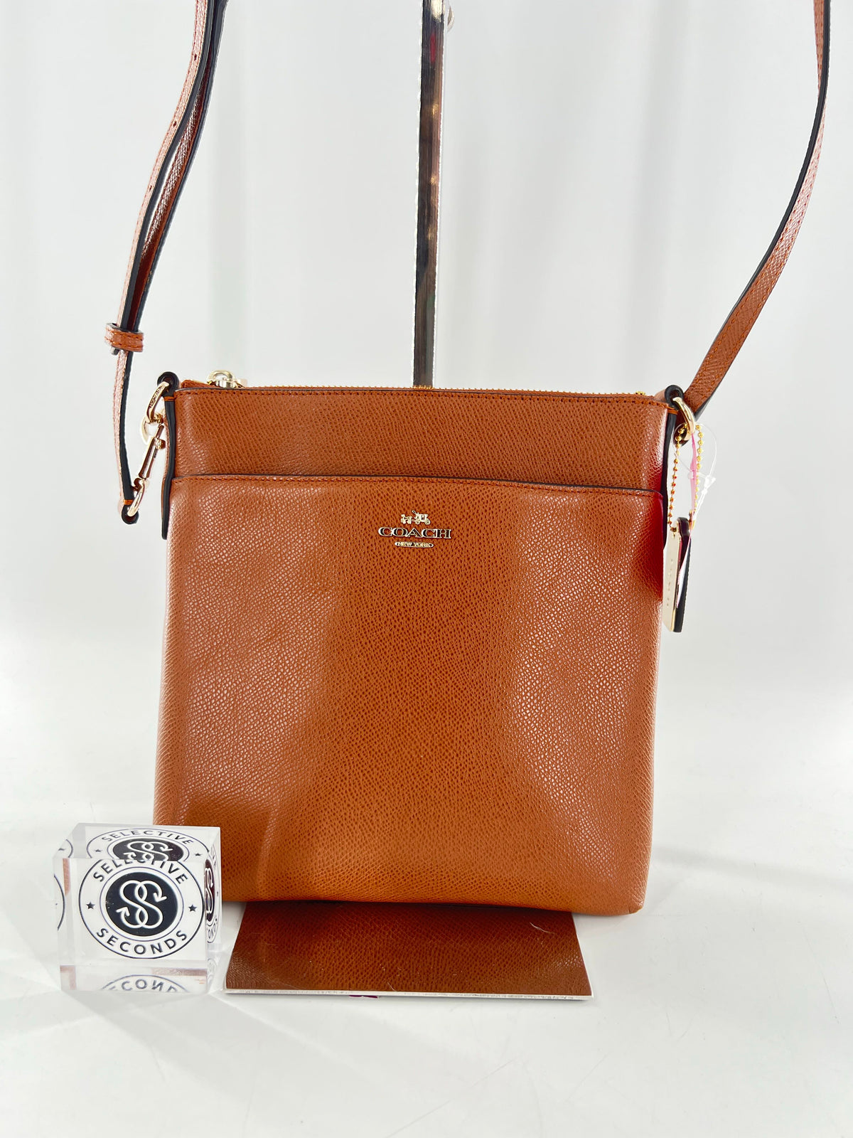 top zip crossbody w/ slip pocket