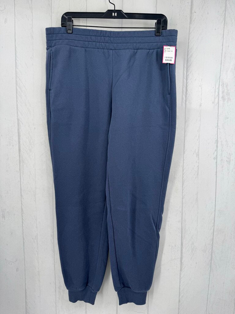 L 2pc jogger set