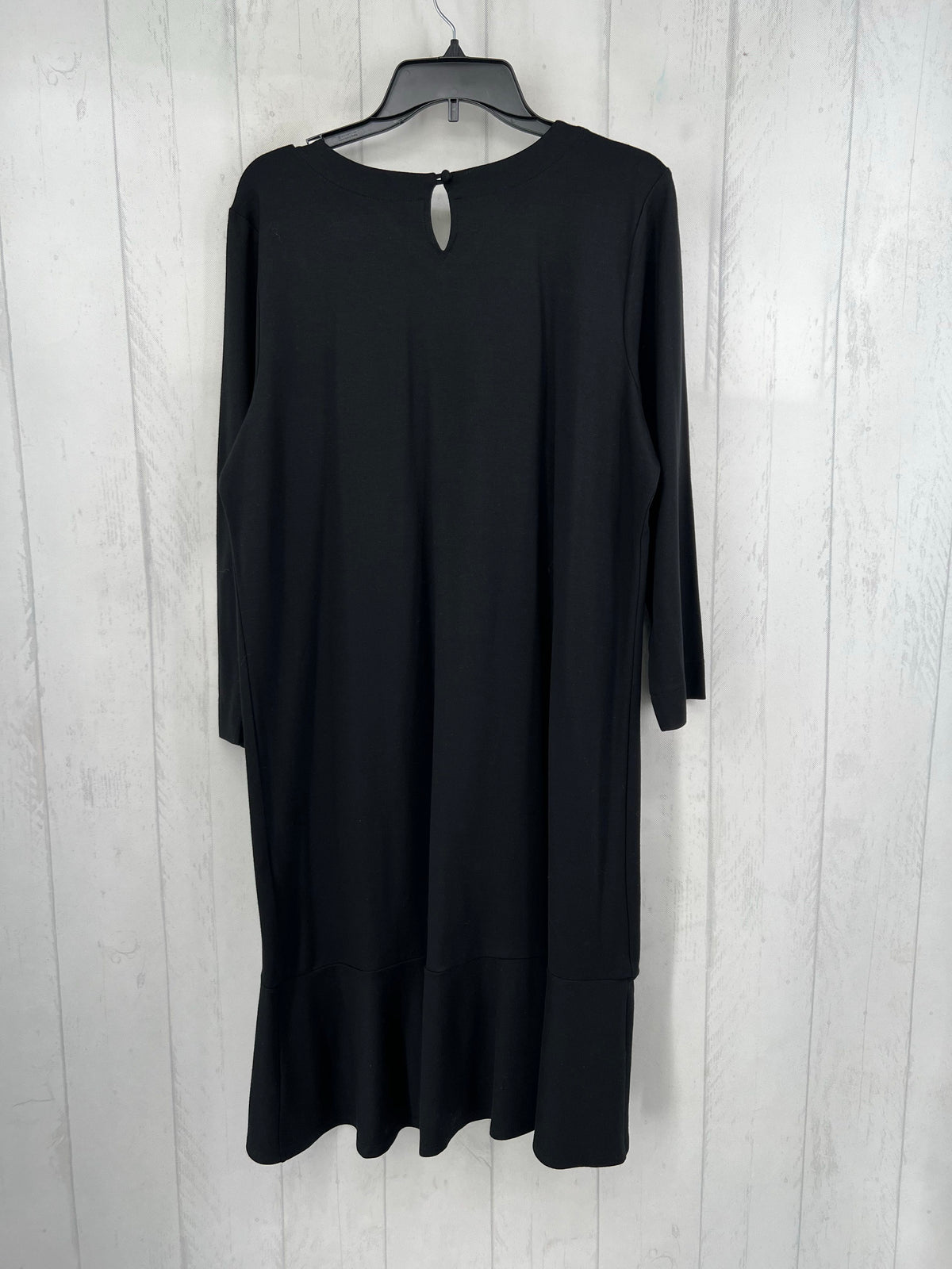 L round neck flutter hem dress