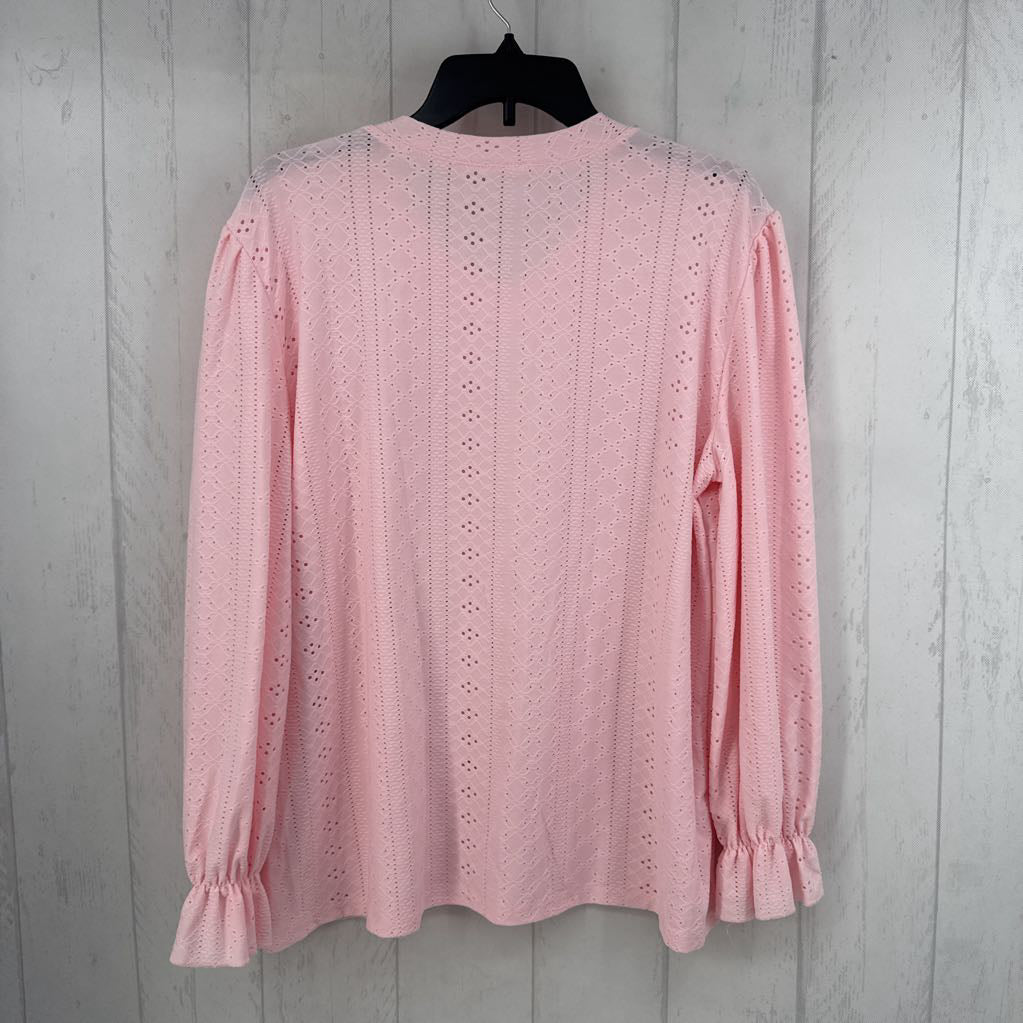 XL eyelet v-neck l/s top