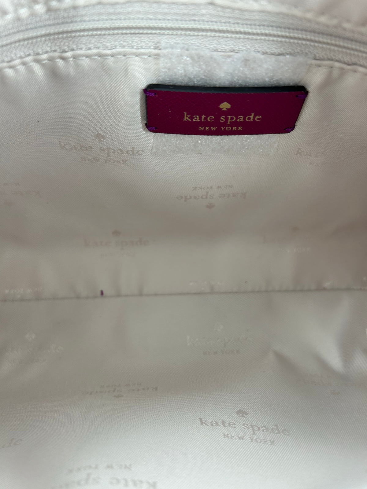 R299 patent shoulder bag