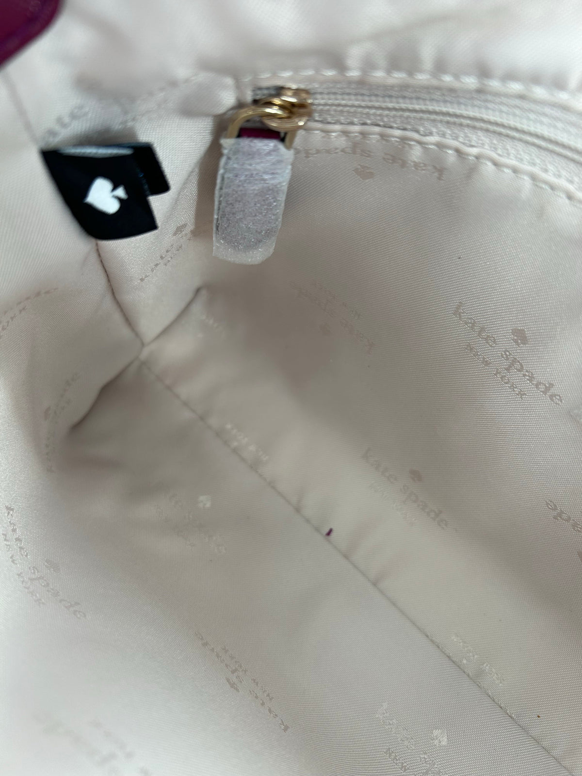 R299 patent shoulder bag