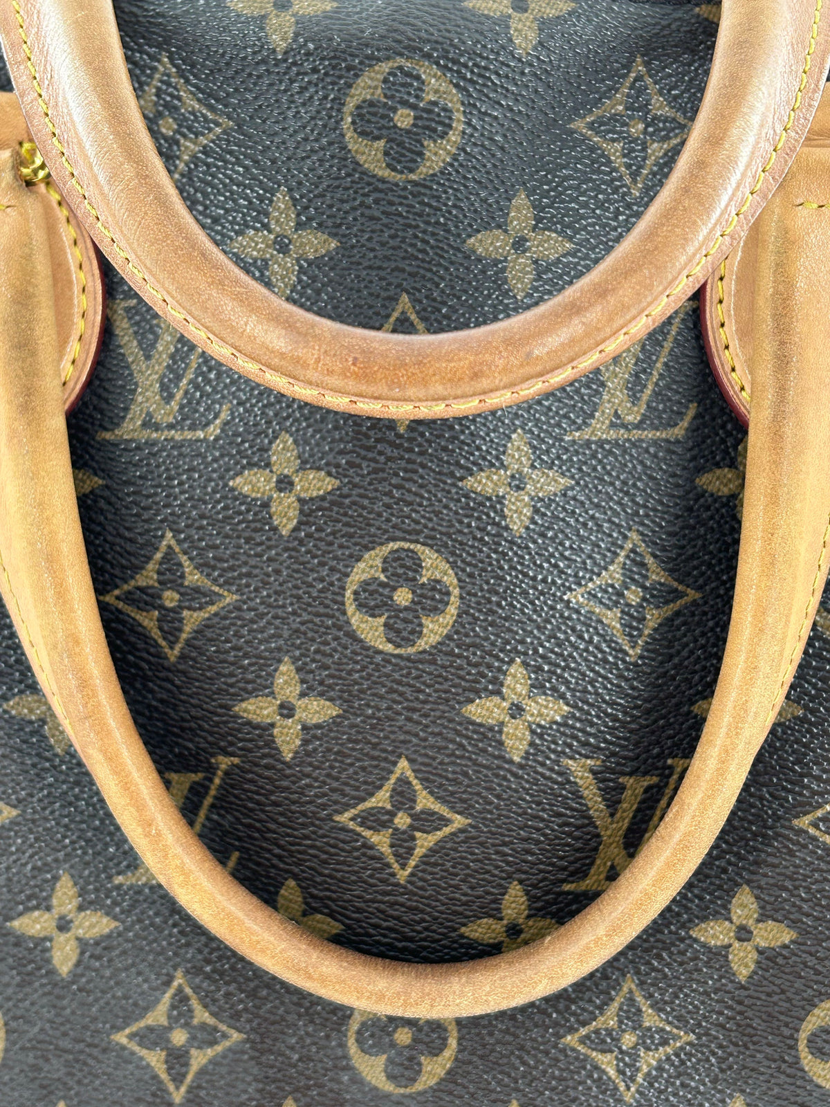 Monogram Rivoli MM