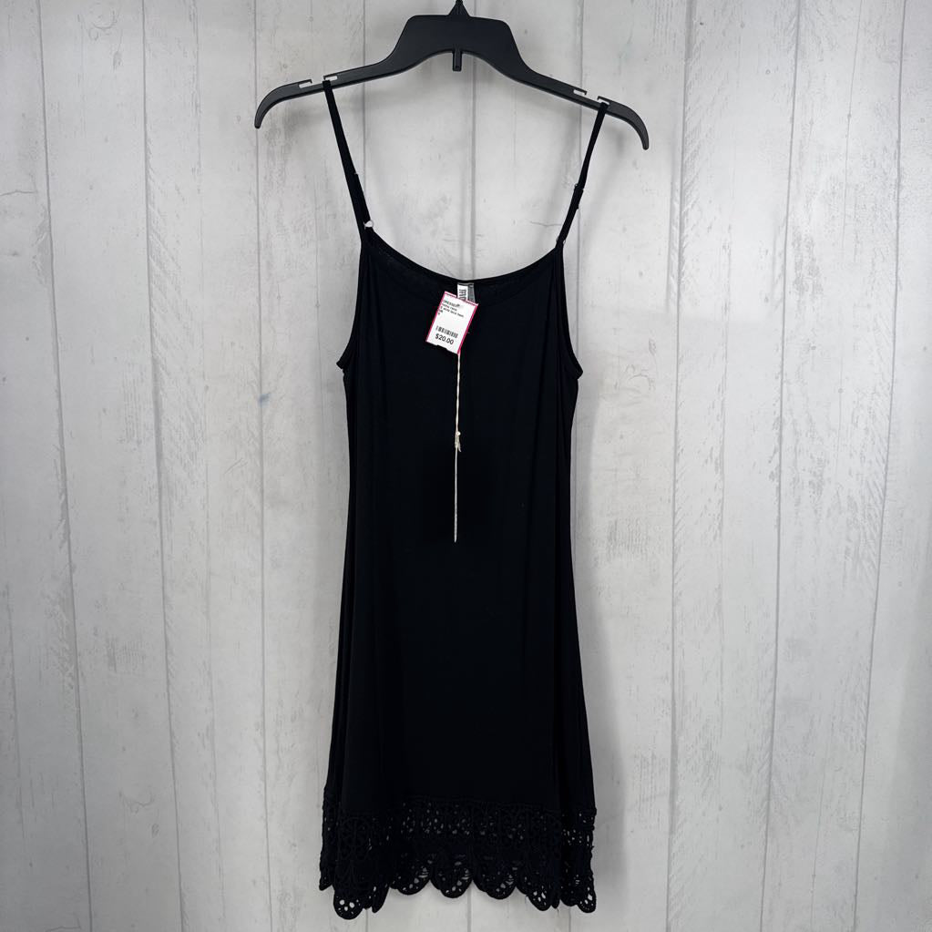 S slvls lace hem dress