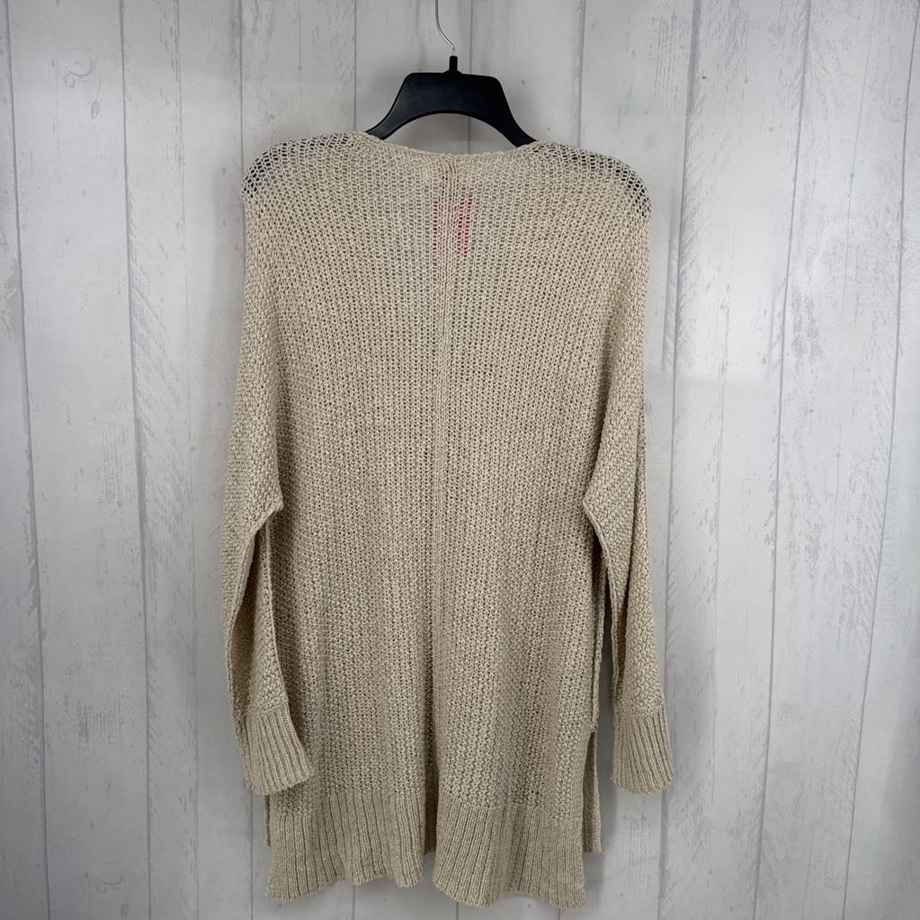 M crochet v-neck sweater