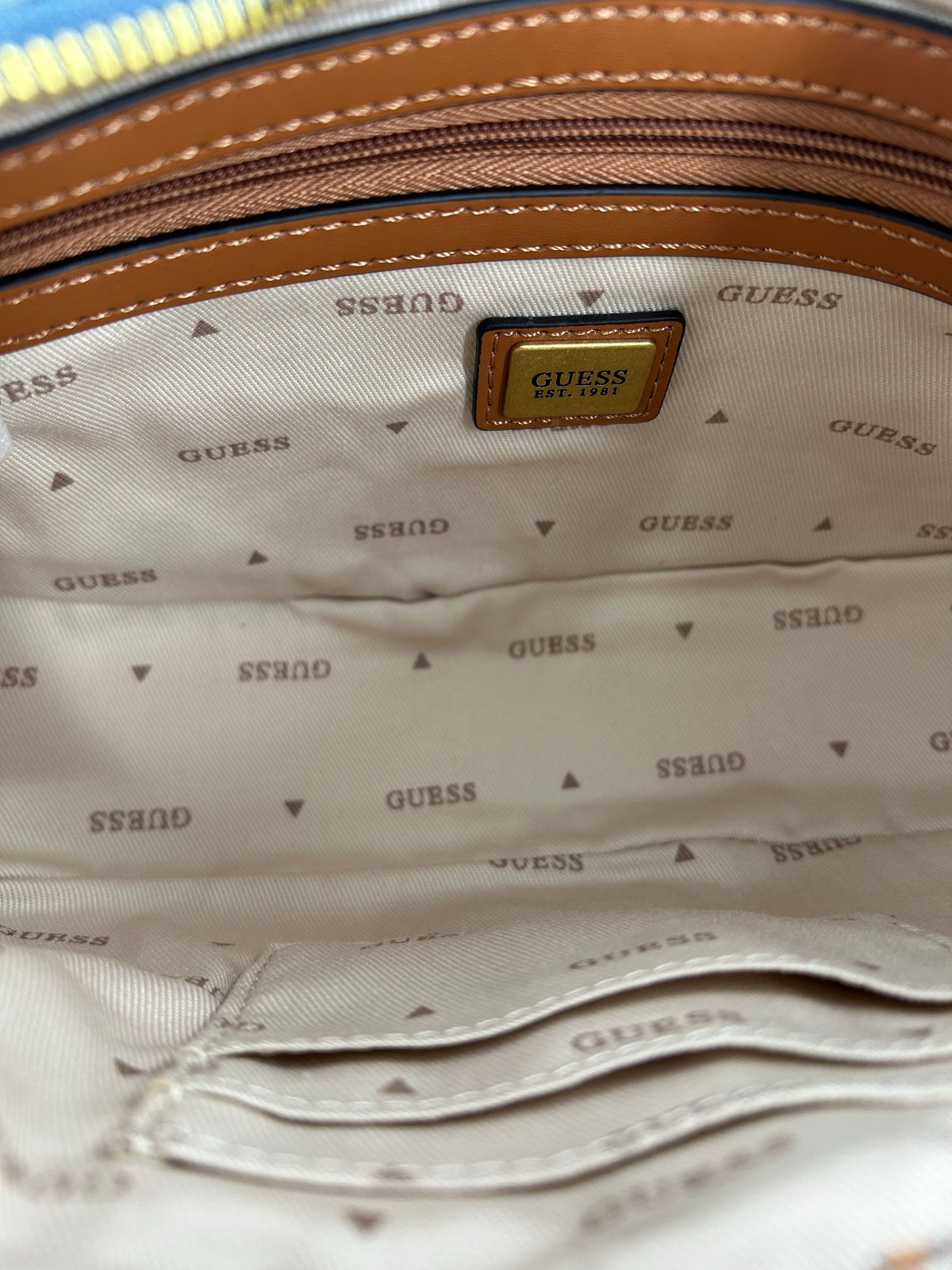 R108 denim logo shoulder bag