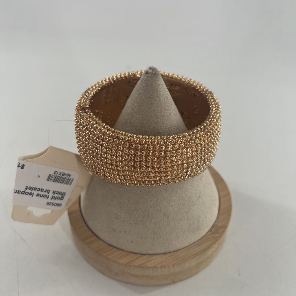 gold tone leopard thick bracelet