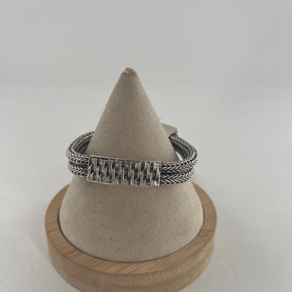 .925 silver mesh toggle bracelet