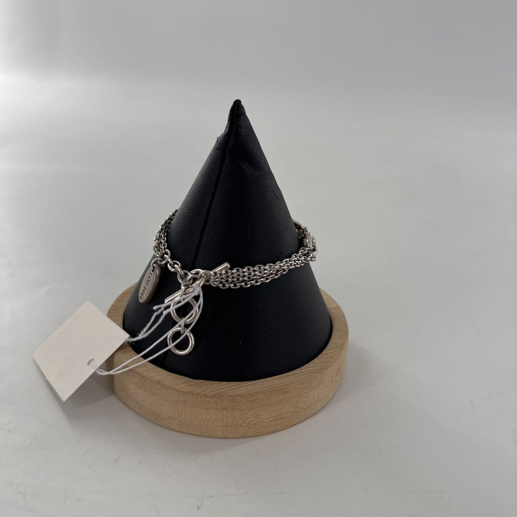 silver chain bracelet