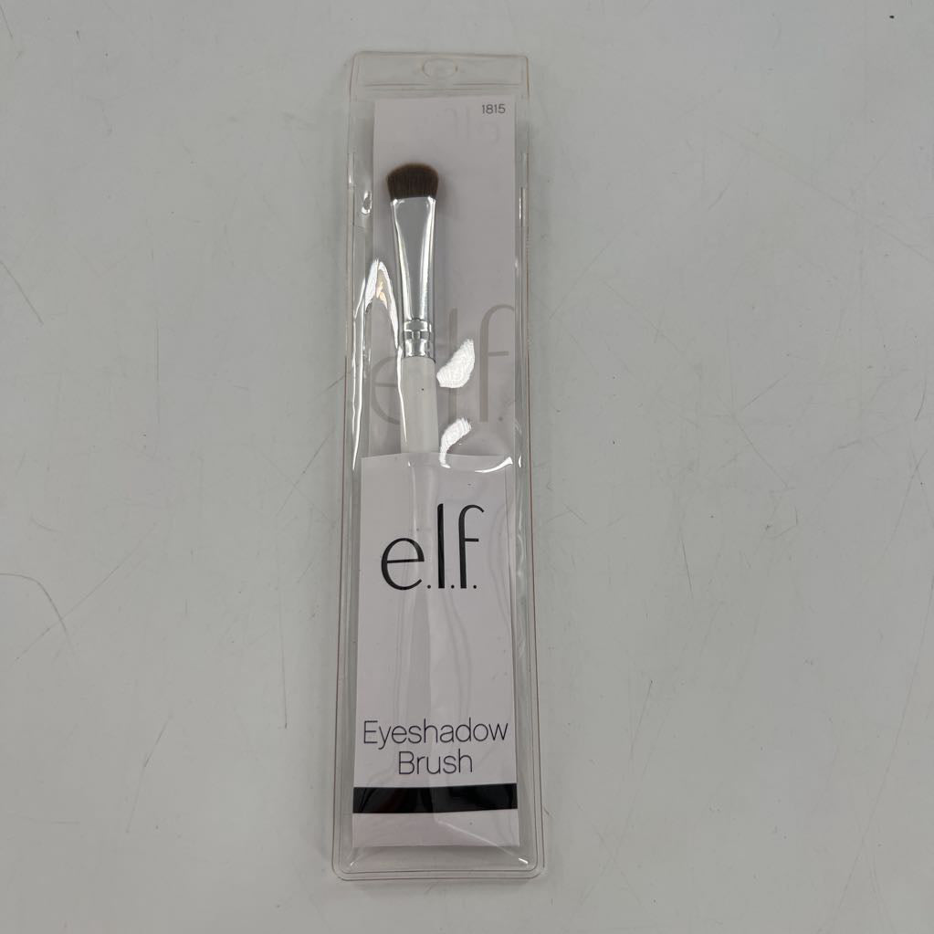 eyeshadow brush
