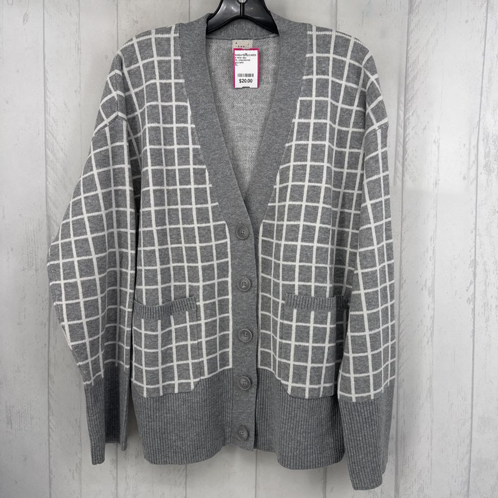XL checkered button front cardi