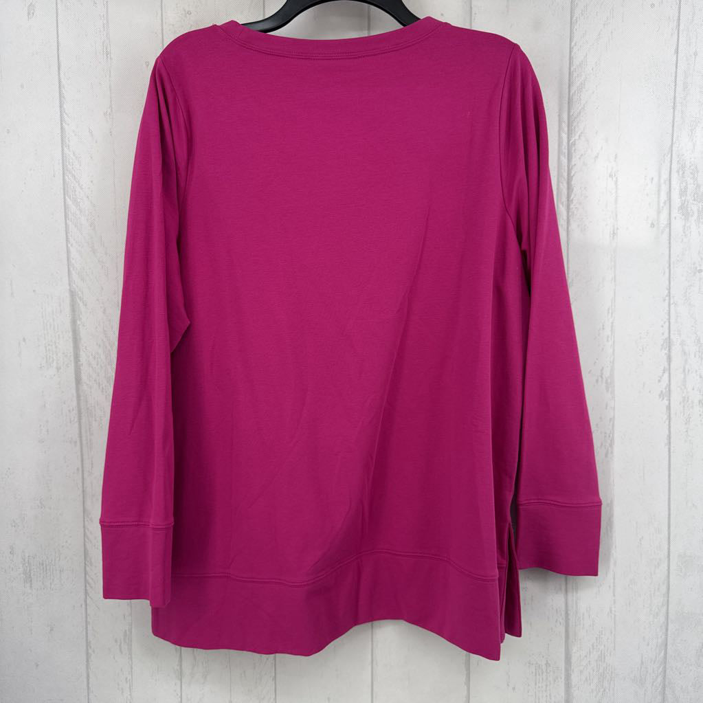 M crewneck l/s top