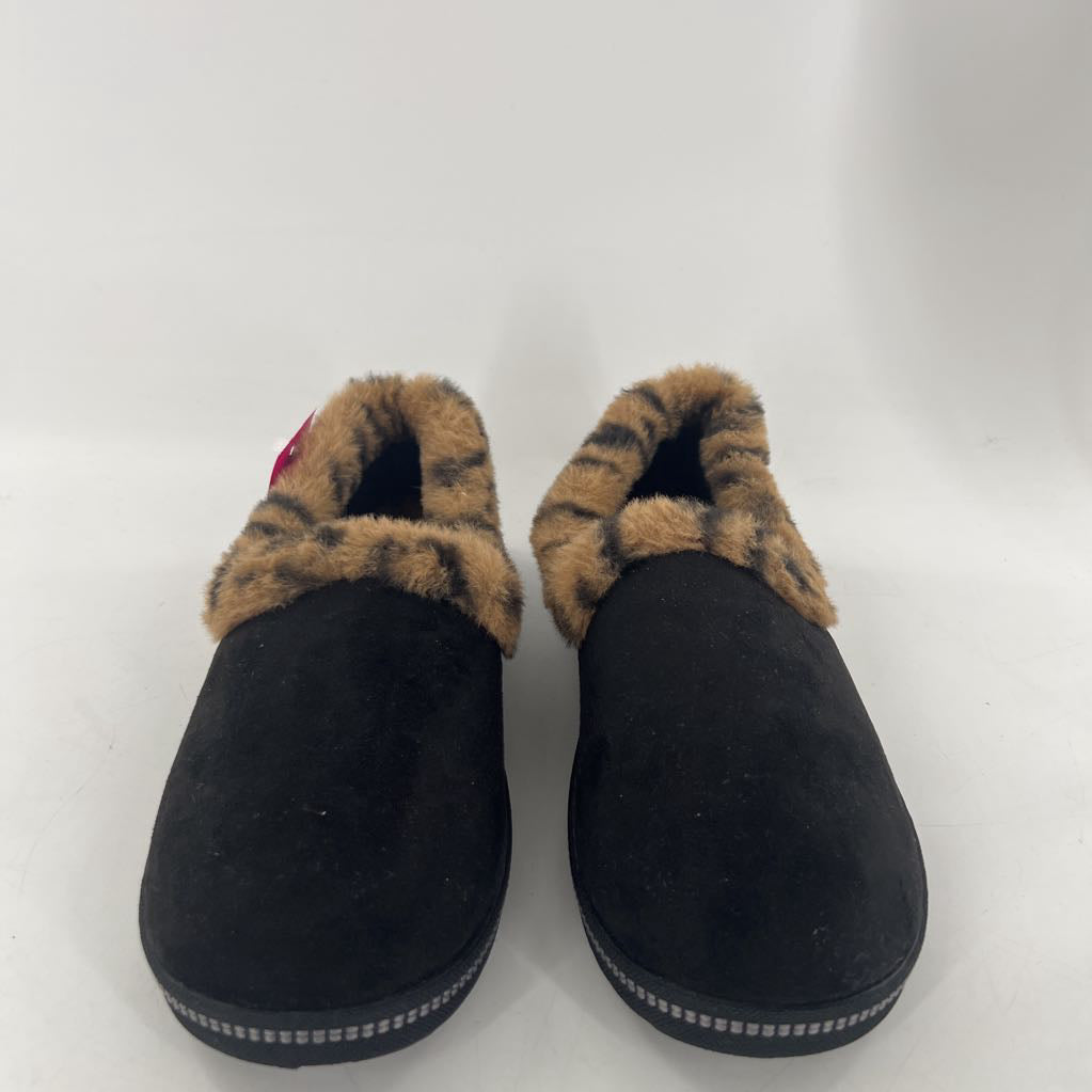 8 faux fur lined slip-on shoe