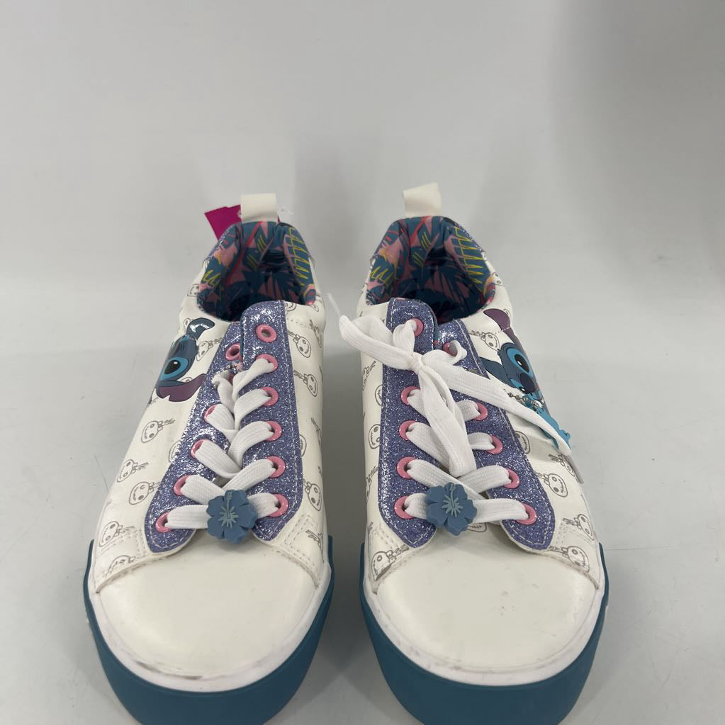 8 disney stitch lace-up sneaker