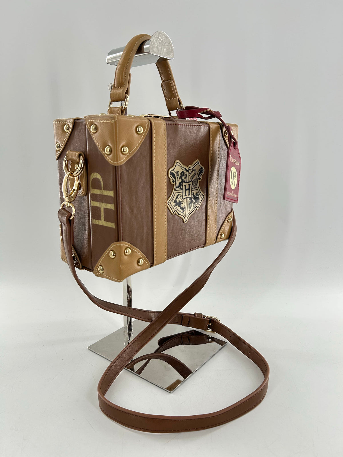hogwarts luggage purse