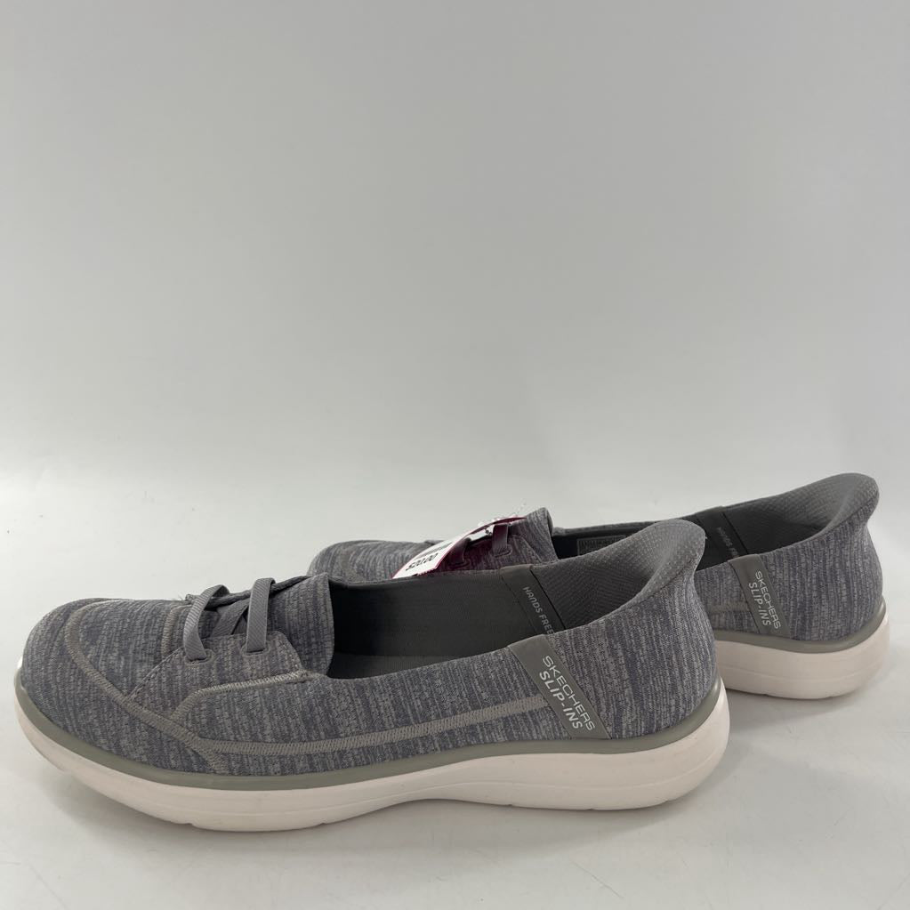 8.5 slip-on sneaker