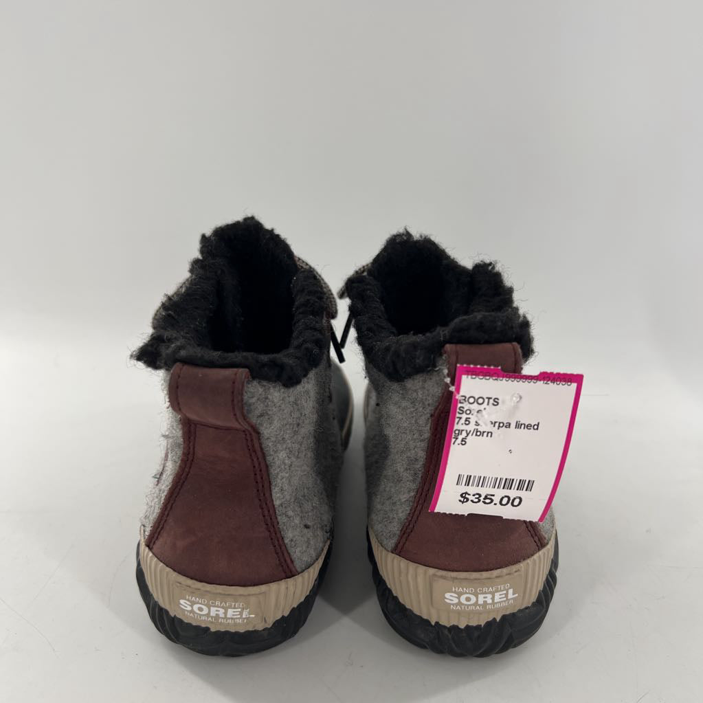 7.5 sherpa lined duck boot