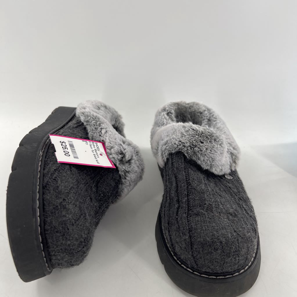 8 faux fur lined knit clogs