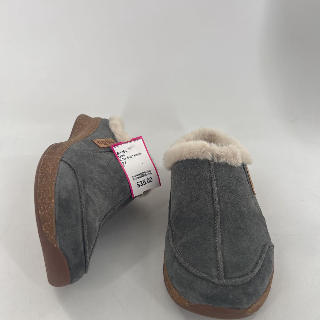 8 fur lined suede clog