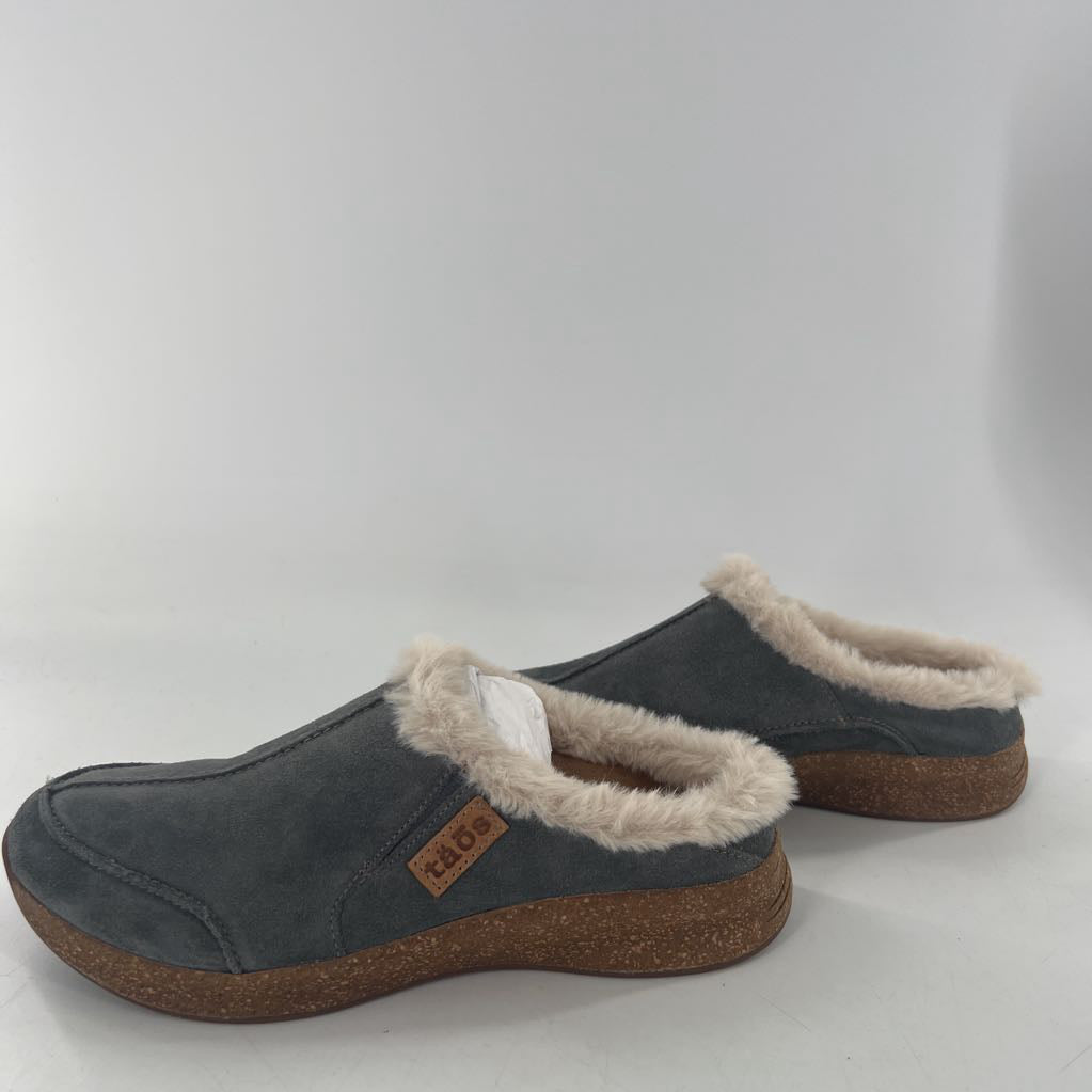 8 fur lined suede clog