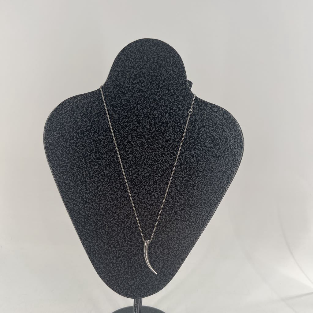 12" silver tusk pendant necklace