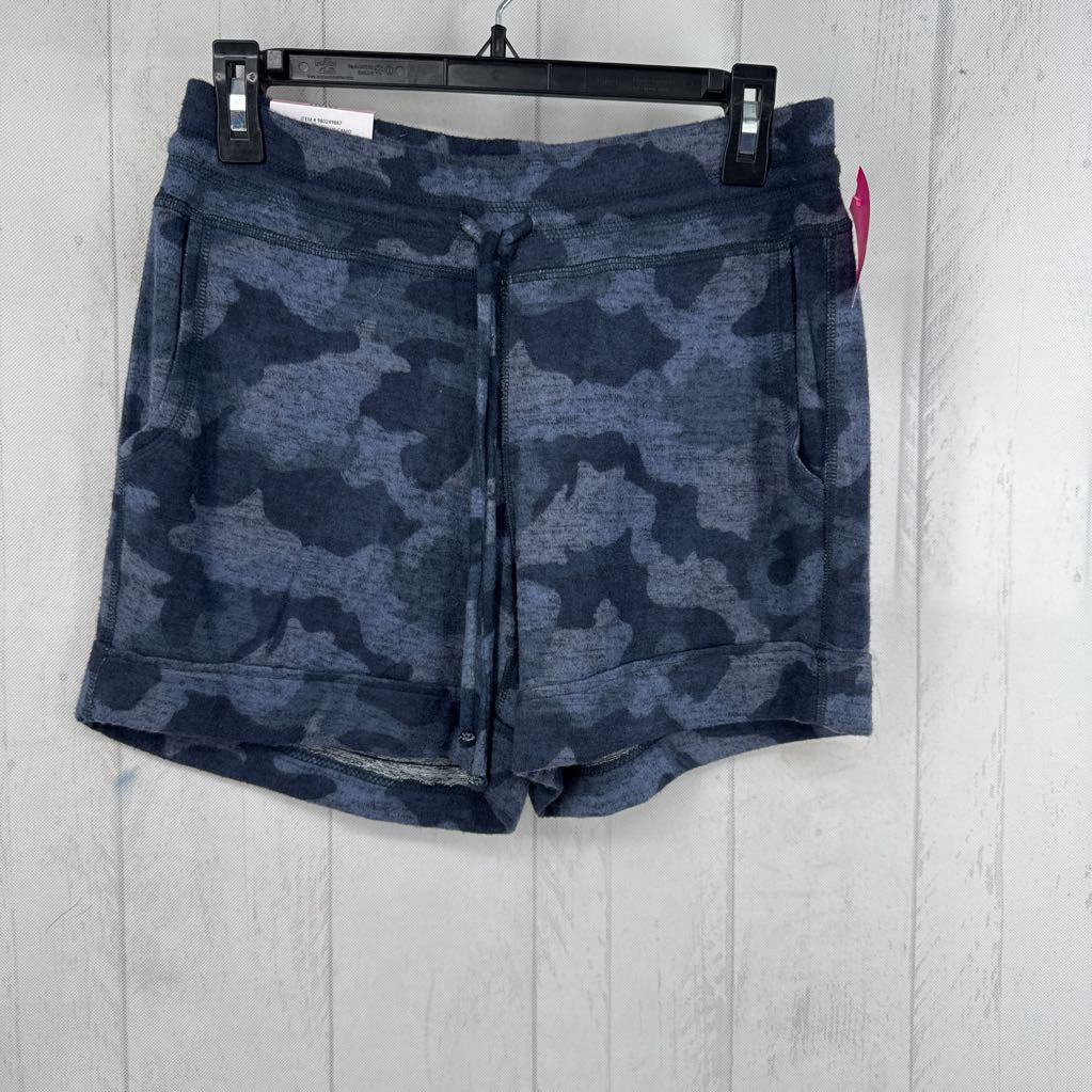 S camo print shorts