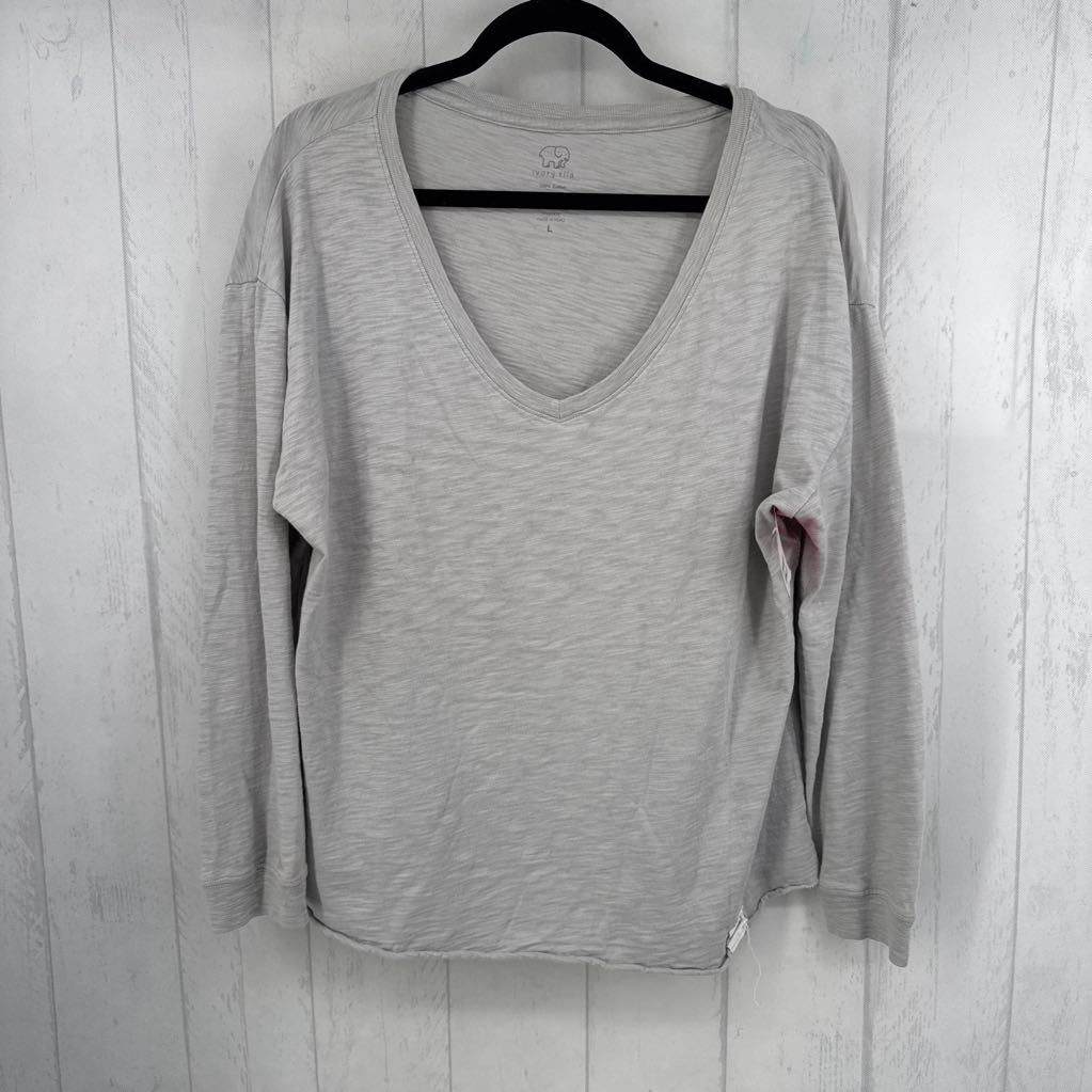 L v-neck l/s tee