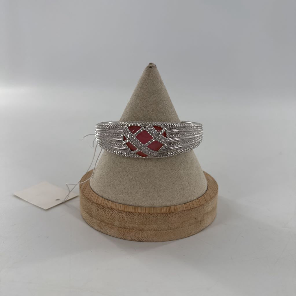 .925 silver cuff bracelet w/ pink heart