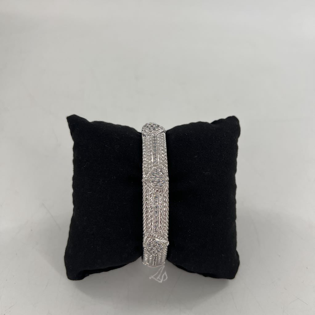 .925 silver cuff bracelet w/ crystal hearts
