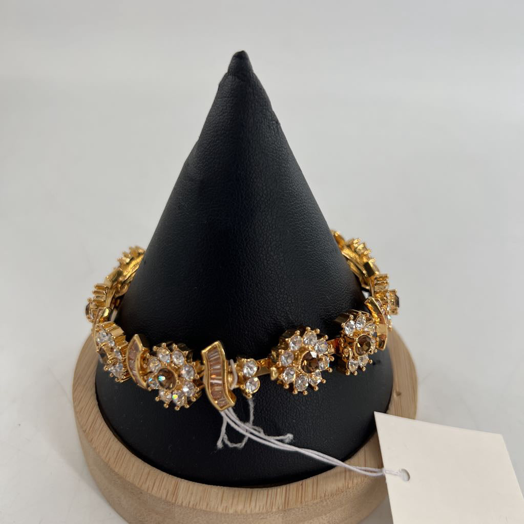 flower shaped crystal cluster bracelet