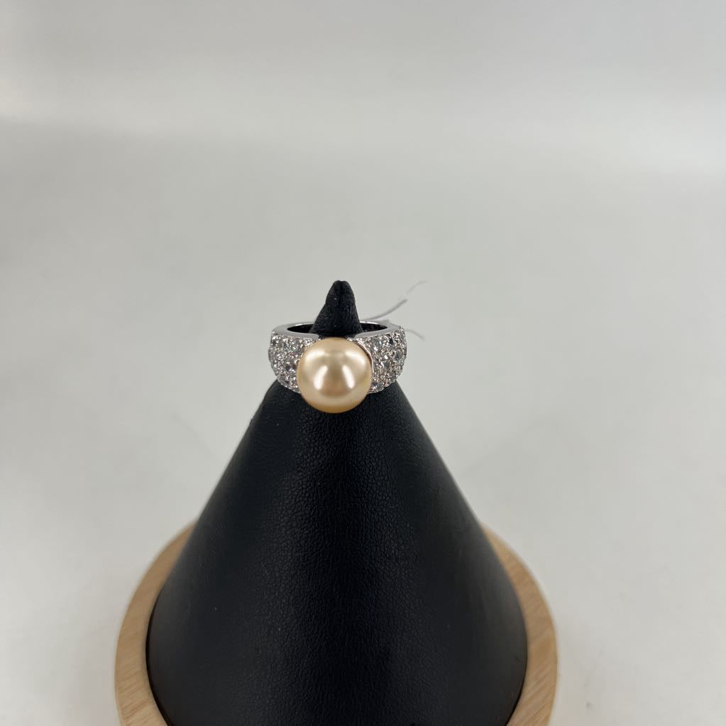 sz6 pave crystal peach pearl ring