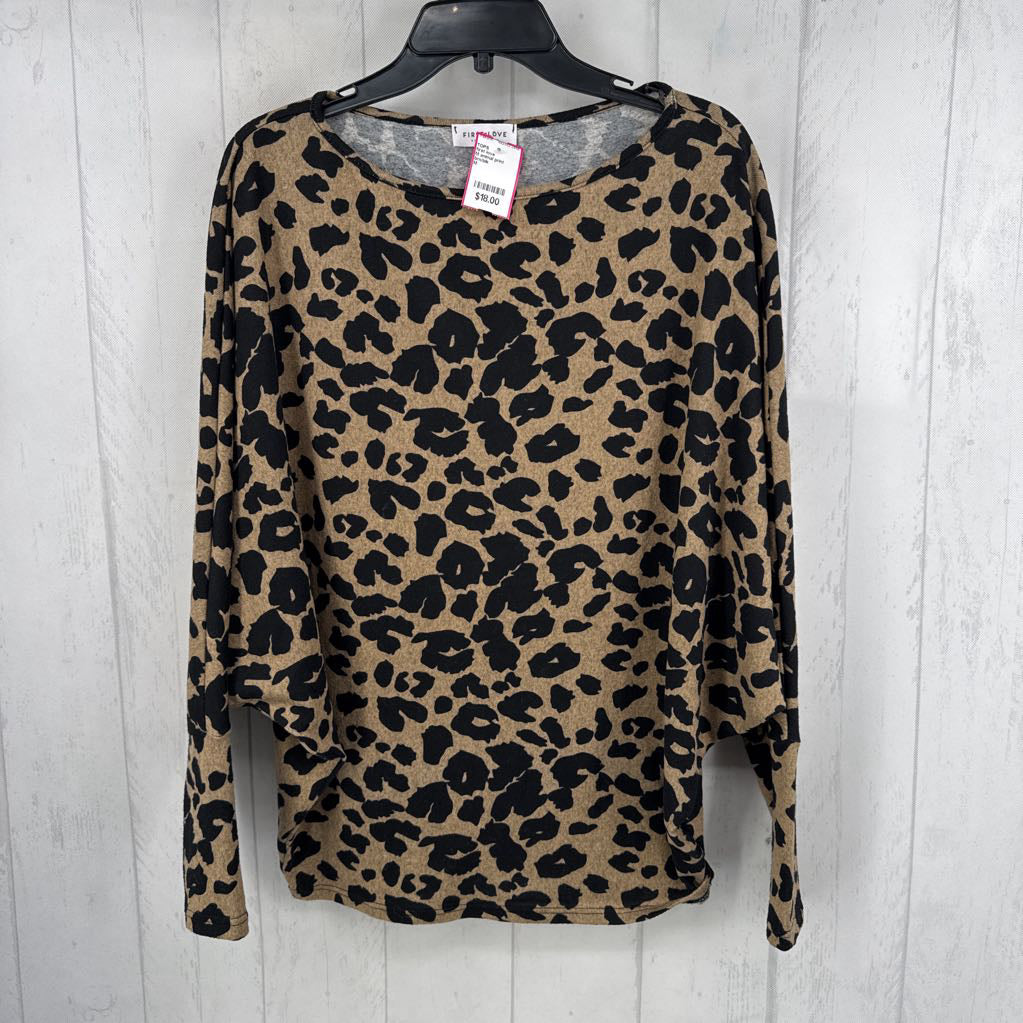 M animal print dolman slv top